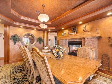 LUXURY RESORT LIVING ESTATE W/GYMNASIUM! CUSTOM BUILT BY - photo 8