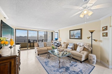 Sunny southeast ocean views from this furnished 2 bedroom/2 bath - photo 4