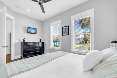 Welcome to 48 Ruth Street, a beautifully appointed coastal - photo 17