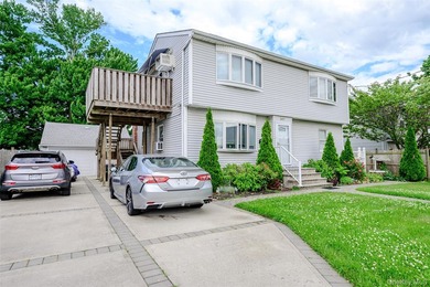 Bellmore legal 2-family home offers incredible versatility for - photo 17