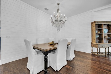 Welcome to 48 Ruth Street, a beautifully appointed coastal - photo 21