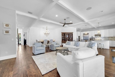 Welcome to 48 Ruth Street, a beautifully appointed coastal - photo 23