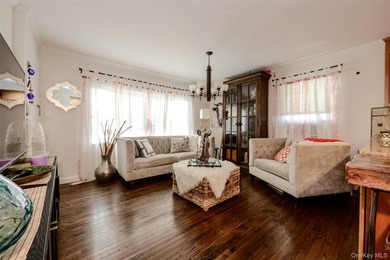 Bellmore legal 2-family home offers incredible versatility for - photo 31