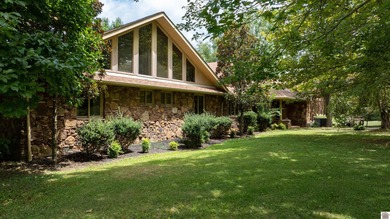 (private lake, pond, creek) Home For Sale in Paducah Kentucky