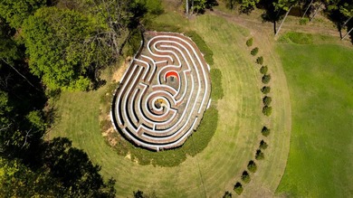 LUXURY PROPERTY AUCTION: 15-29 July. Accepting starting bids - photo 33