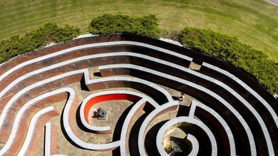 LUXURY PROPERTY AUCTION: 15-29 July. Accepting starting bids - photo 34