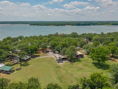Lakefront living at its finest on beautiful Lake Humphreys in - photo 1