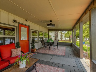 Lakefront living at its finest on beautiful Lake Humphreys in - photo 8
