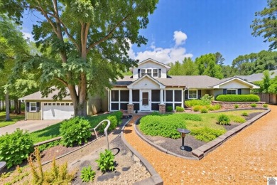 Lake Home For Sale in Cadiz, Kentucky