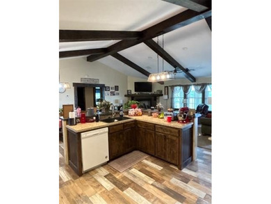 Country living at its finest. Privacy, quiet & heavenly describe - photo 12