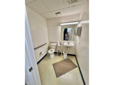 One of the best locations in Mena, Arkansas located on Hwy 71