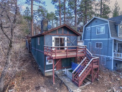 Chalet style home located in Sugarloaf ~ This reverse floor plan - photo 4