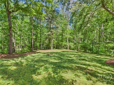 Welcome to 1120 Laurel Pointe, a spacious all-brick home with a - photo 44