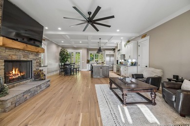 Welcome to an elevated standard of luxury living in the highly - photo 10