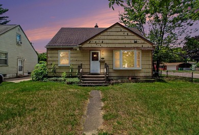 Charming three bedroom one bath Cape Cod with a large fenced in - photo 1