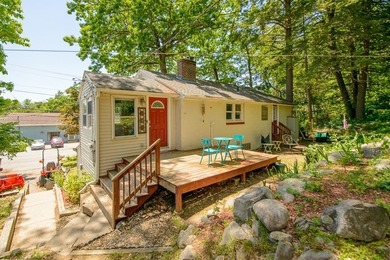 Enjoy the perfect blend of charm, character, & convenience in - photo 2