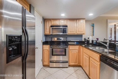 Beautiful condo in the heart of Biloxi just a short walk to the - photo 12