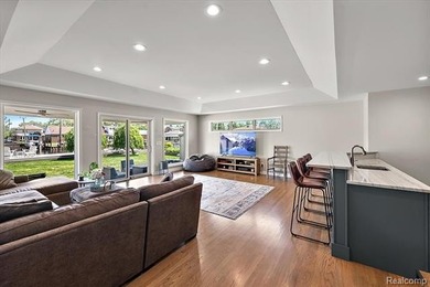 Spectacular in St. Clair Shores! This waterfront home offers - photo 13