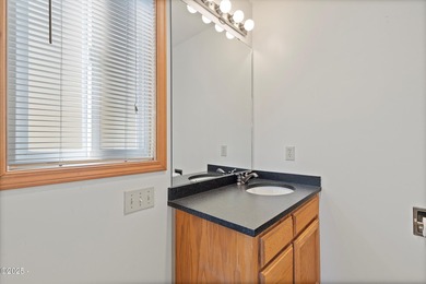 Experience the ultimate OCEANFRONT NW Lincoln City coastal - photo 16