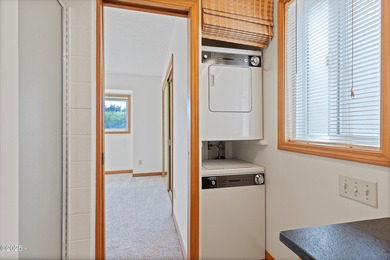 Experience the ultimate OCEANFRONT NW Lincoln City coastal - photo 17