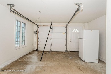 WELCOME TO 1841 RICHMOND RD LUXURY LIVING IN EXQUISITE LOWER - photo 17