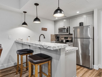 Located in the heart of Canyons Village at Sundial Lodge, this - photo 9