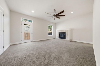 Gorgeous custom farmhouse situated on 5 acres, offering 3 - photo 21