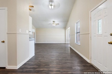 Charming 1-story home in Lacoste, TX, just moments from town