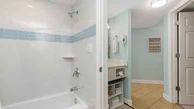 Fully furnished 1 bedroom condo that has been exceptionally well - photo 29