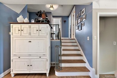Spectacular in St. Clair Shores! This waterfront home offers - photo 31