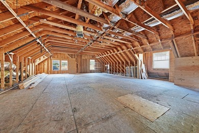 Gorgeous custom farmhouse situated on 5 acres, offering 3 - photo 35
