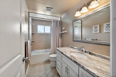 Spectacular in St. Clair Shores! This waterfront home offers - photo 37