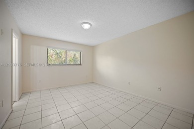 Bright and spacious 2-bedroom, 2-bathroom condo located on the - photo 8