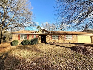 Lake Dardanelle Home For Sale in Russellville Arkansas