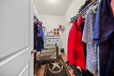 This beautiful 2-bedroom, 2-bathroom home offers the perfect - photo 12
