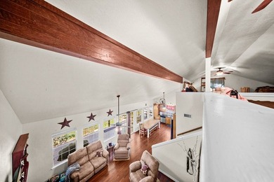 This beautiful 2-bedroom, 2-bathroom home offers the perfect - photo 15