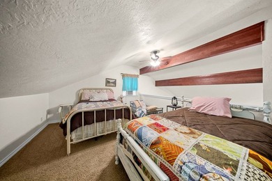 This beautiful 2-bedroom, 2-bathroom home offers the perfect - photo 17