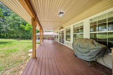 This beautiful 2-bedroom, 2-bathroom home offers the perfect - photo 20