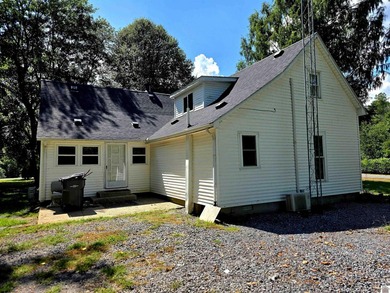 New listing alert!!! Old Newburg Rd in Murray is where you will - photo 3
