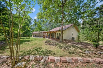 This beautiful 2-bedroom, 2-bathroom home offers the perfect - photo 24