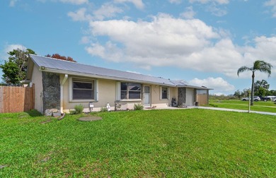 Move right into this beautifully renovated home where everything - photo 4