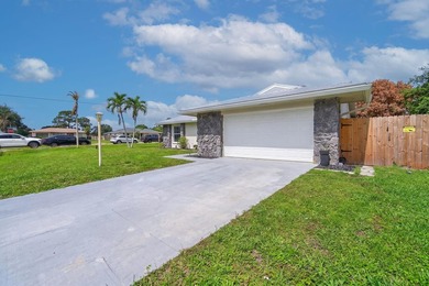Move right into this beautifully renovated home where everything - photo 5