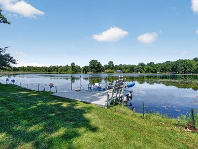 Some properties offer a place to spend tim e on the lake. Others - photo 8