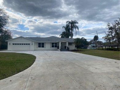 Lake Home For Sale in Astor, Florida
