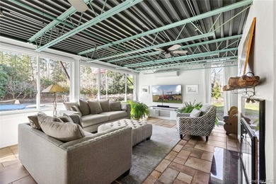 Discover an architectural marvel that marries the industrial - photo 4