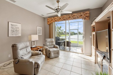 NEW ROOF! Lakefront 3-bedroom, 2-bath villa in 55+ gated - photo 11