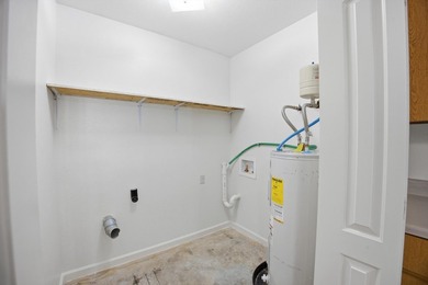 RARE OPPORTUNITY TO OWN AN ENTIRE INCOME PRODUCING STREET 44 - photo 17