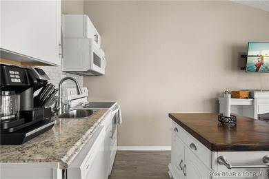 Turnkey 1-Bedroom Condo in Southwood Shores - Lake Ozark, Mo on