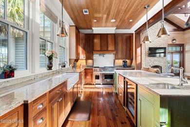 Timeless Lowcountry elegance & thoughtful design define this - photo 19
