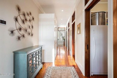 Timeless Lowcountry elegance & thoughtful design define this - photo 23